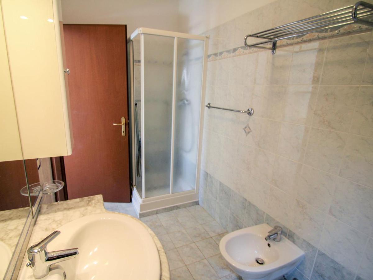 Apartment Residenza Agrifoglio-5 By Interhome Luino Eksteriør billede