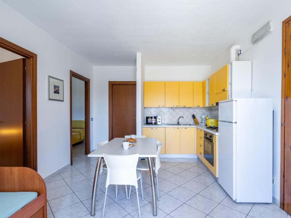 Apartment Residenza Agrifoglio-5 By Interhome Luino Eksteriør billede